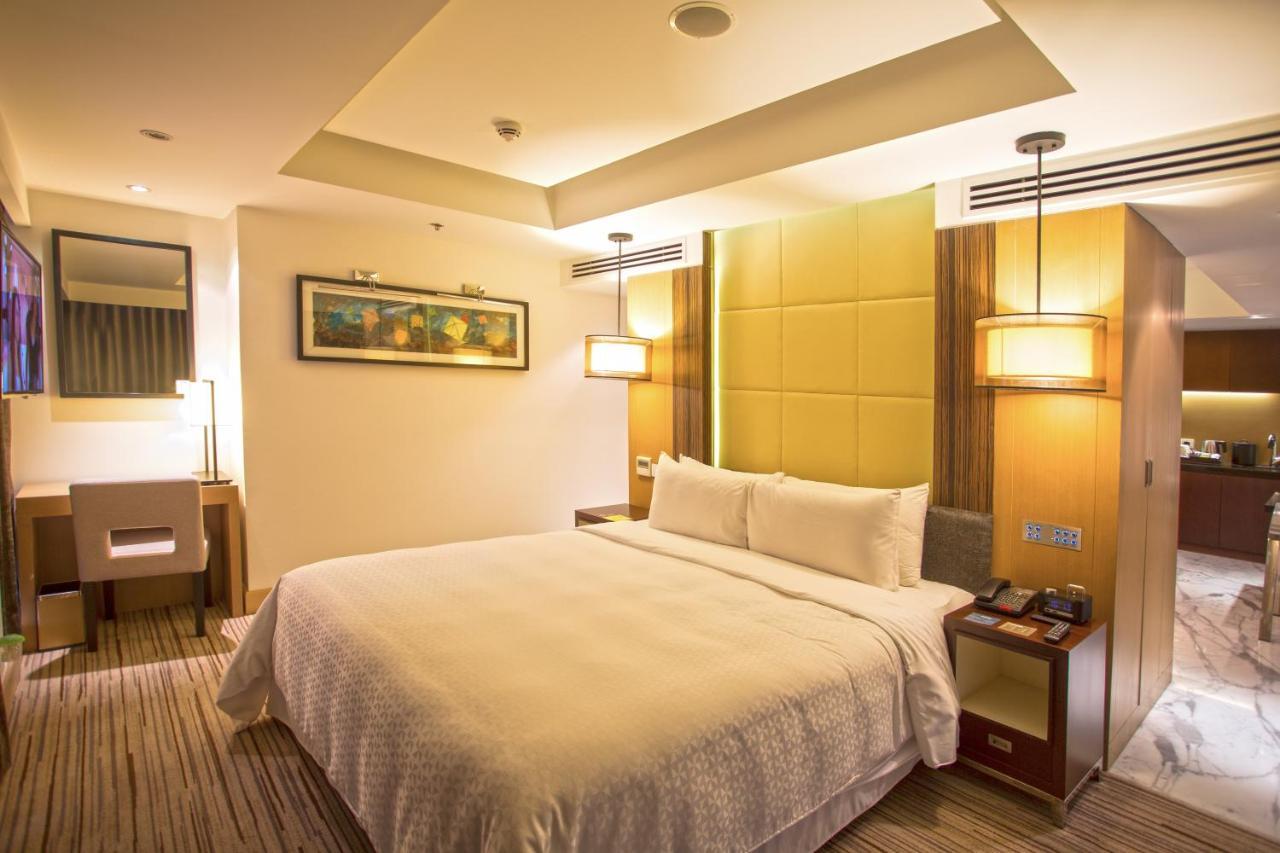 Crowne Plaza Dhaka Gulshan By Ihg Exterior foto